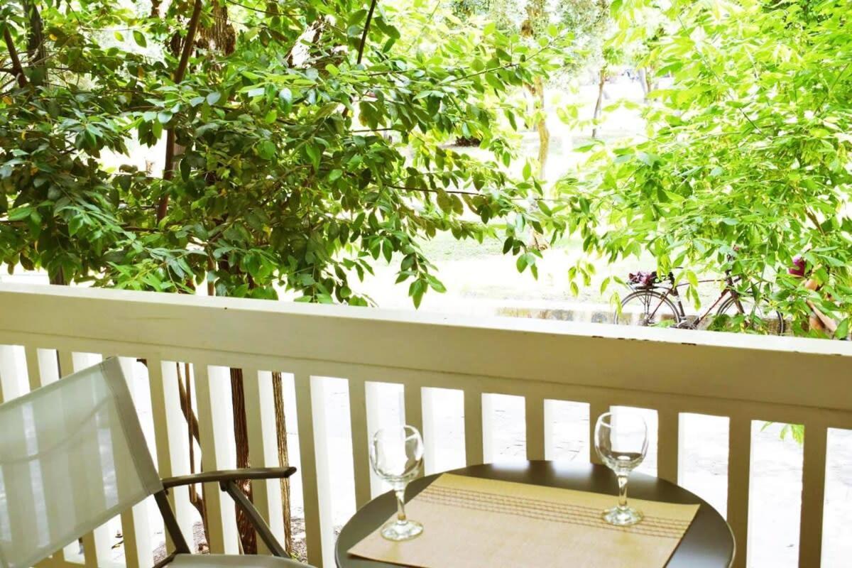 Stylish Apt In The Historic Heart Of The City เอเธนส์ ภายนอก รูปภาพ